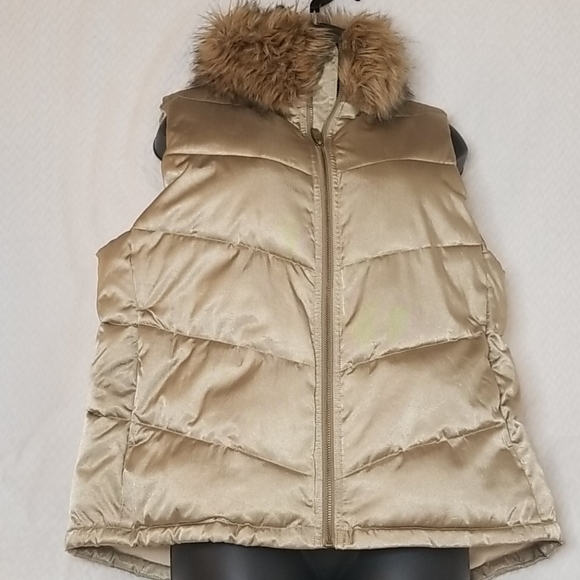 GAP Jackets & Blazers - GAP VEST